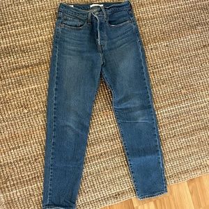 Levi's Wedgie Jeans Size 27